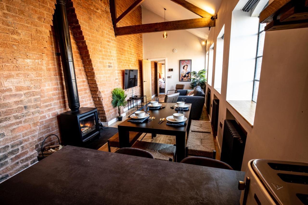Villa Vip 3Br Grade2 Luxurious Industrial House With Wood Fire, Electric Blinds And Big Cast Iron Windows In The Heart Of The Jq Birmingam Exterior foto